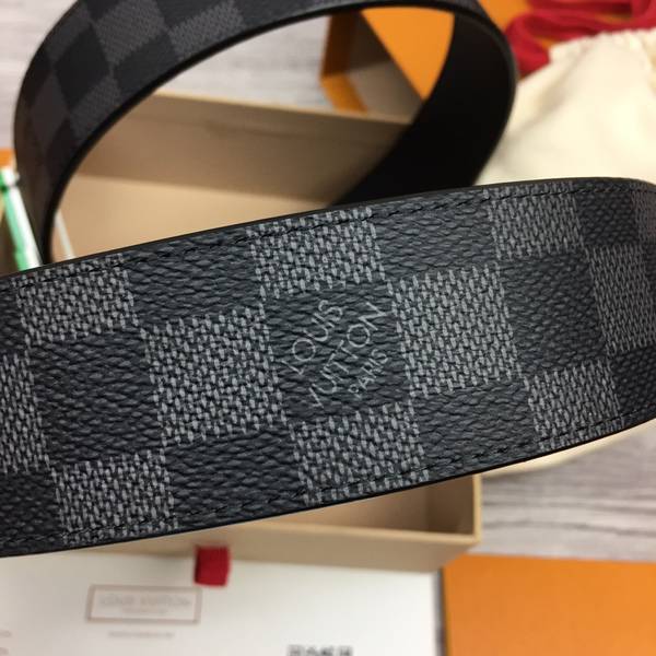 Louis Vuitton 40MM Belt LVB00355